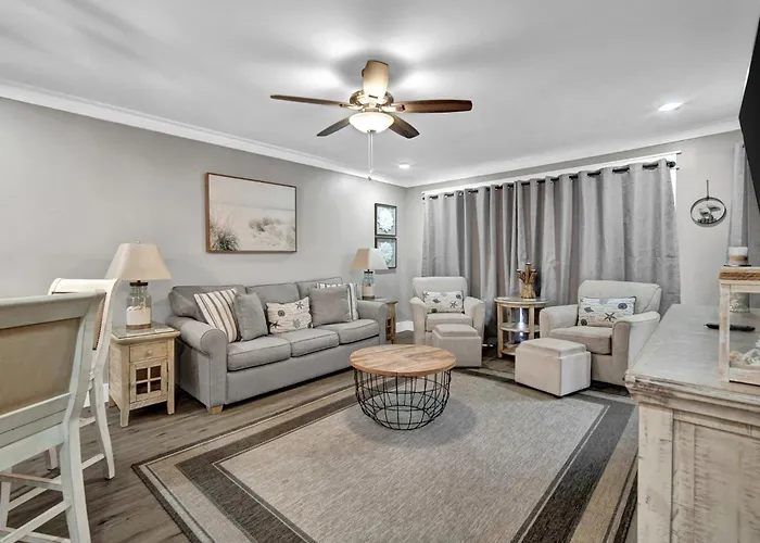 Edgewater Beach Resort Stay At Cozy Beach Getaway!